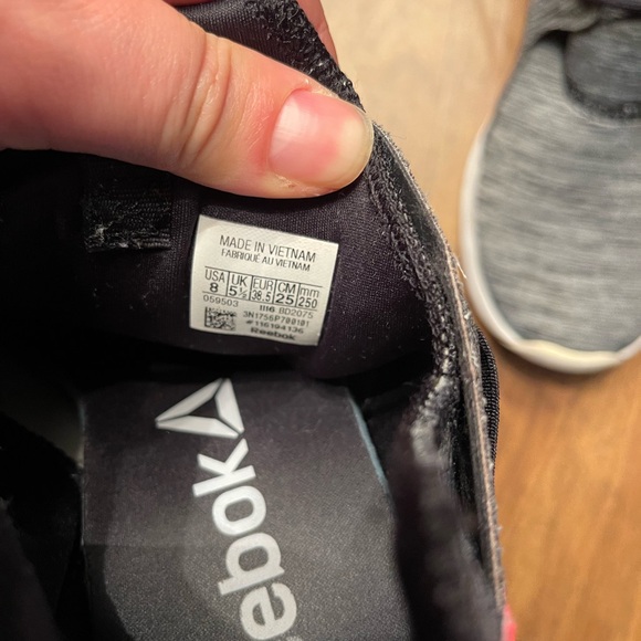 Reebok Runners for Sale - Picture 10 of 11